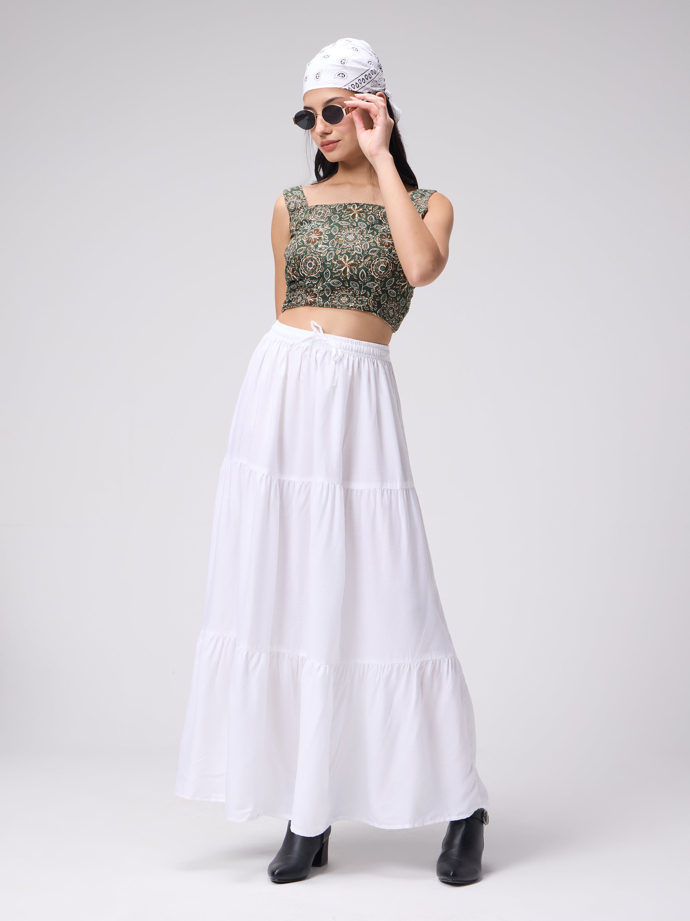 Zuri — Backless Crop Top