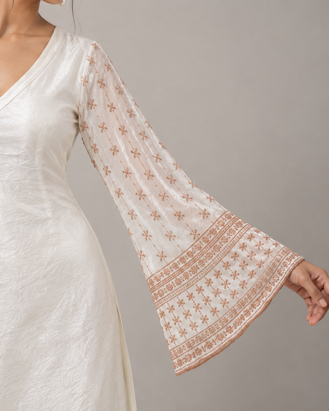 Lehar | Bell Sleeve Embroidered Kurta